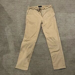 American Eagle Khaki